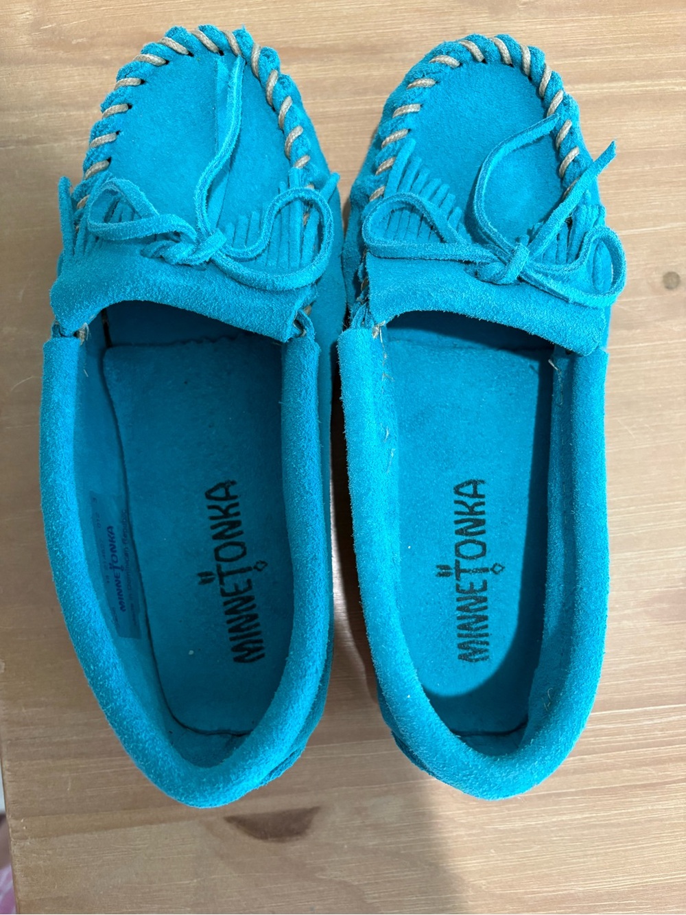 Minnetonka Teal Suede Moccasins, kids size 13. Unisex. NEW
